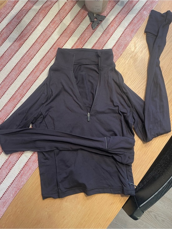 lululemon athletica Tops - Lululemon Crop Half Zip
